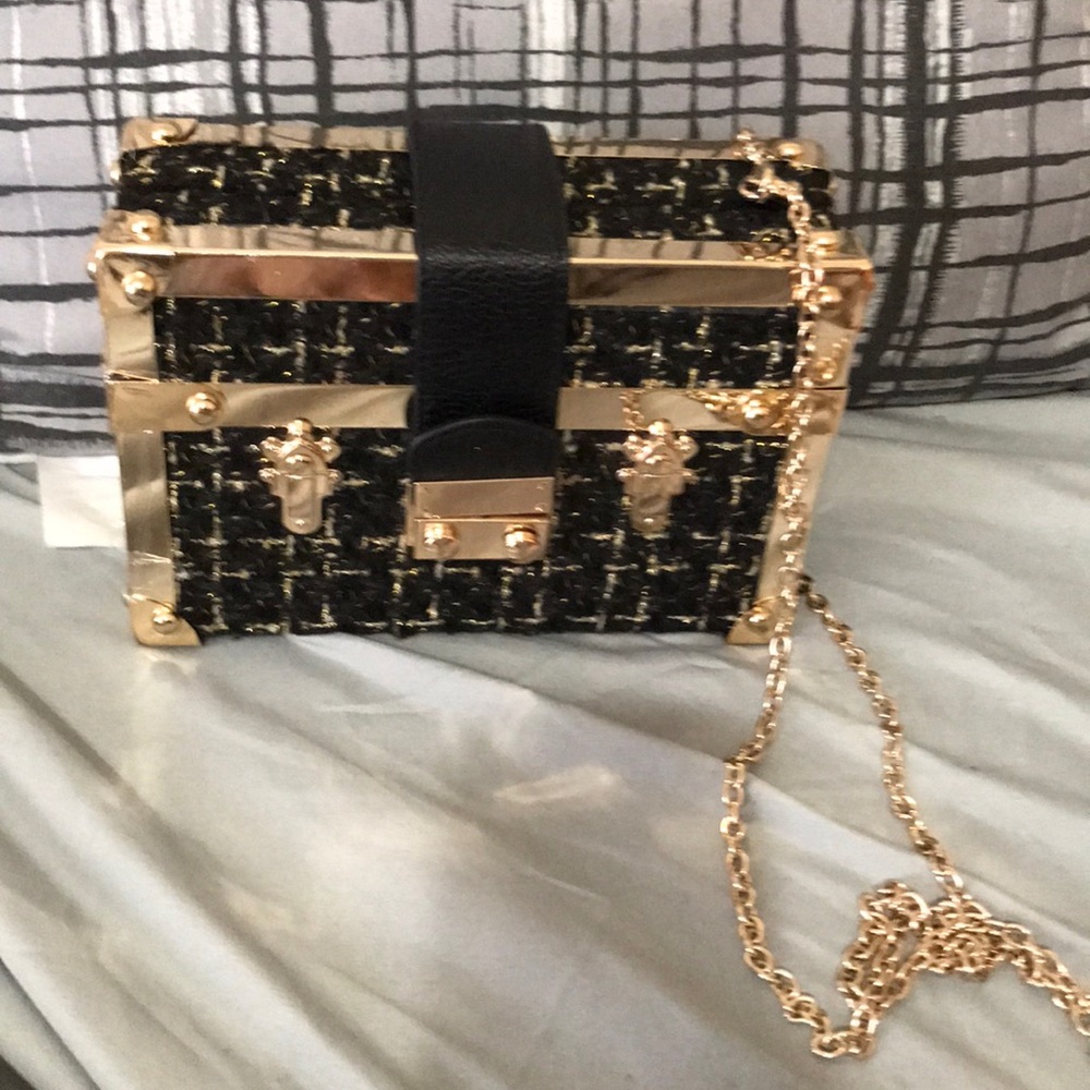 Inc purse